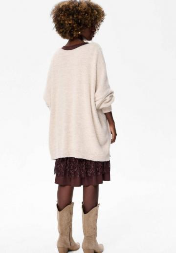 Длинный пуловер