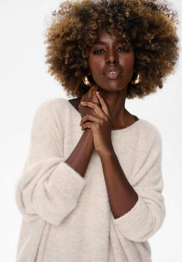 Длинный пуловер