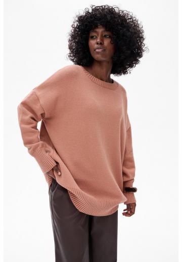 Длинный пуловер