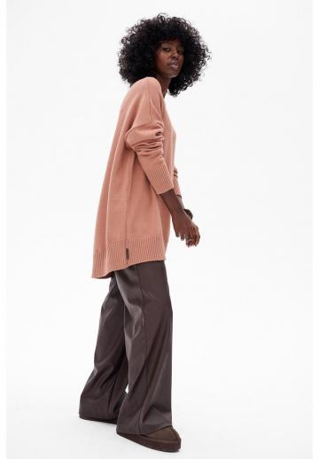 Длинный пуловер