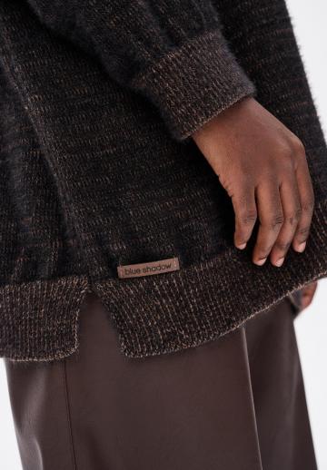 Длинный пуловер