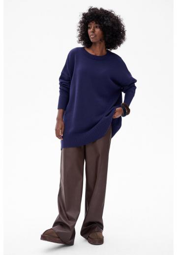 Длинный пуловер