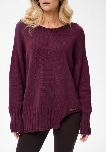 Пуловер с вырезом V