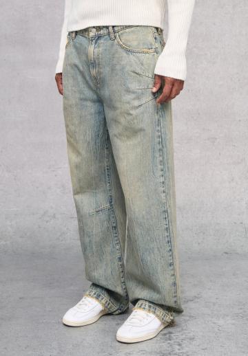 Прямые джинсы