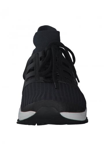 Тренировочные кроссовки