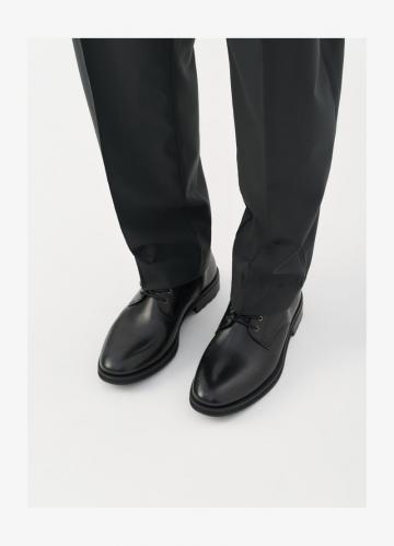 Ботинки на шнуровке