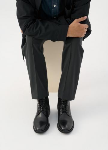 Ботинки на шнуровке