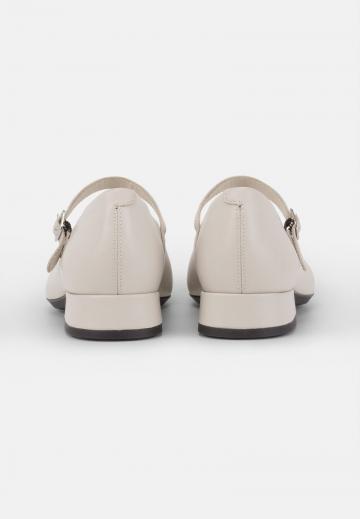 Гандбольные кроссовки