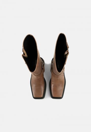 Гандбольные кроссовки