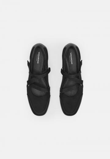 Спортивные балетки