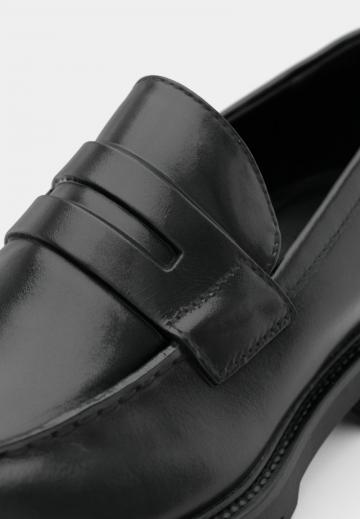 Полуботинки