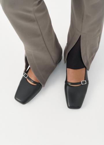 Полуботинки