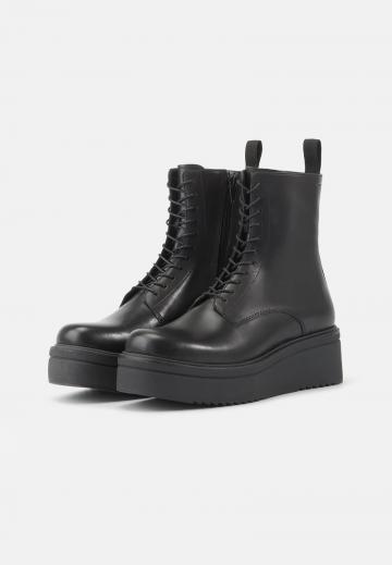 Полусапожки на платформе