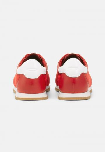 Гандбольные кроссовки