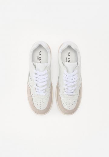 Гандбольные кроссовки