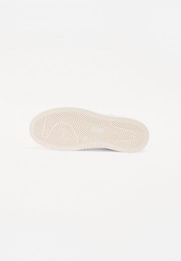 Гандбольные кроссовки