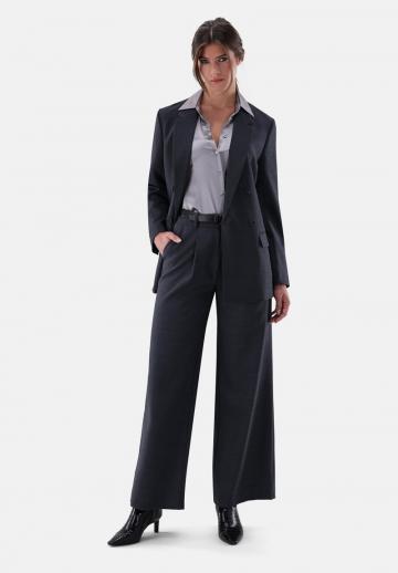 Короткое пальто