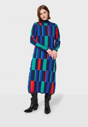 Вязаное платье