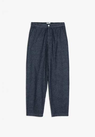 Свободные джинсы