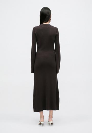 Вязаное платье