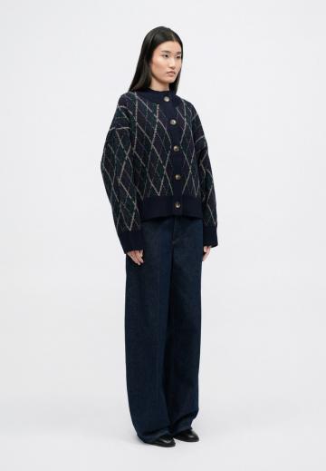 Жаккардовая вязаная кофта