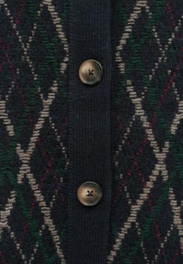 Жаккардовая вязаная кофта