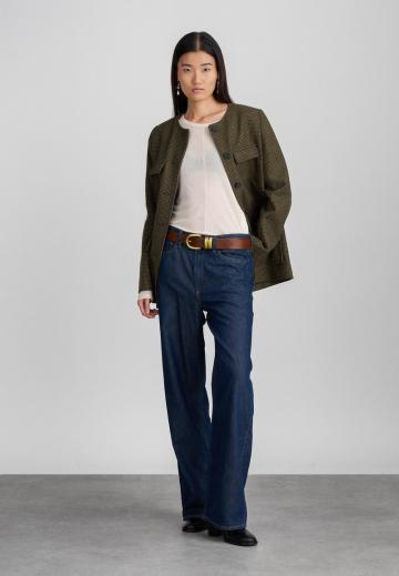 Блейзер с накладными карманами