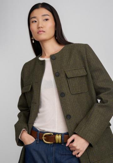 Блейзер с накладными карманами