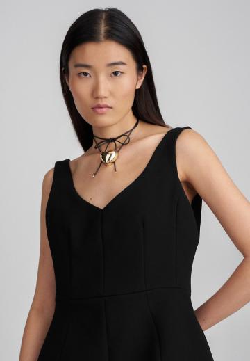 Короткое платье