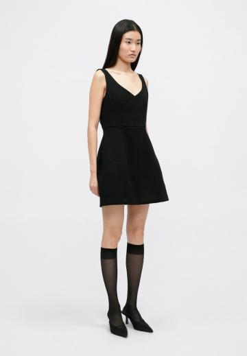 Короткое платье