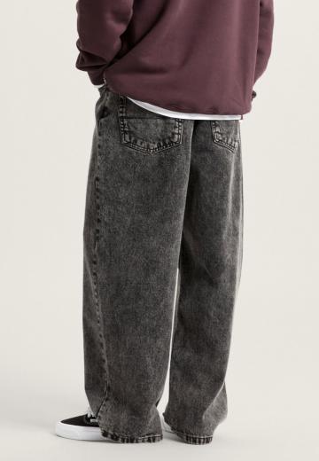 Свободные джинсы