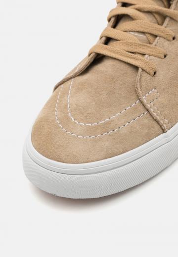 Гандбольные кроссовки