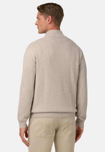 Вязаная кофта