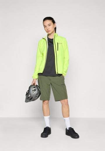 Спортивная куртка