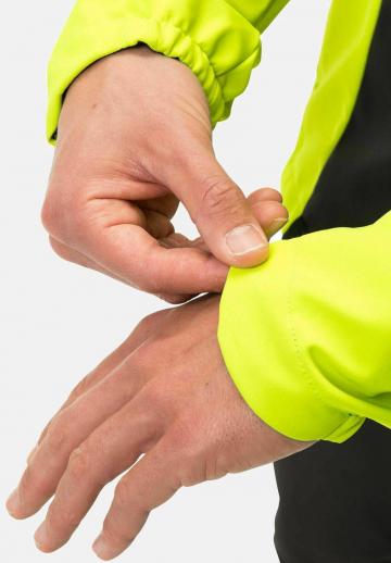 Спортивная куртка