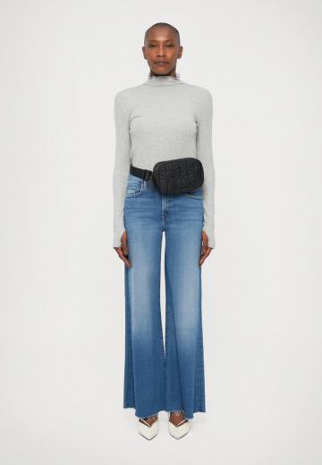 Сумка на пояс