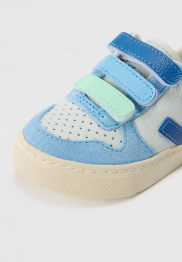 Детская обувь