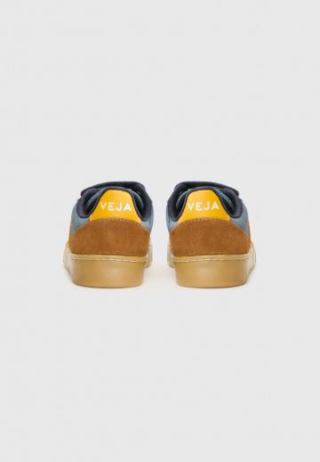 Детская обувь