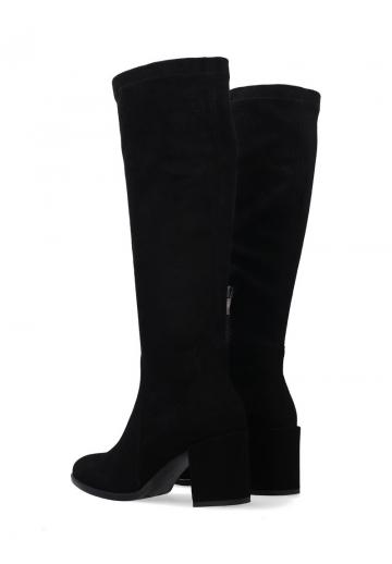 Высокие сапоги