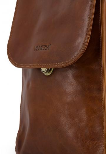 Кожаный рюкзак