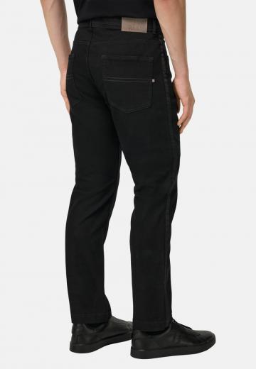 Узкие джинсы