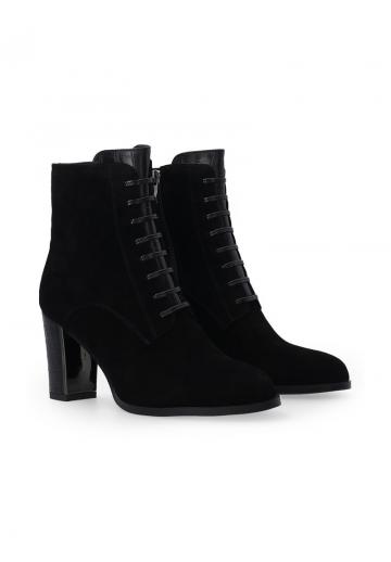 Полусапожки на высоком каблуке