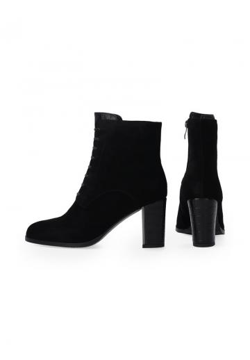 Полусапожки на высоком каблуке