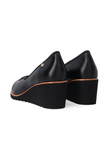 Туфли на танкетке