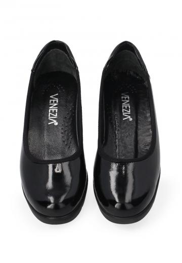 Туфли на танкетке