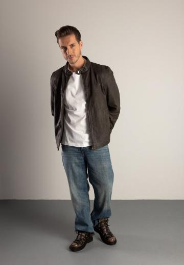 Кожаная куртка