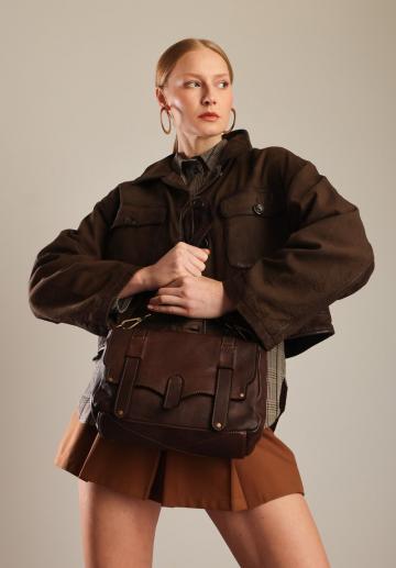 Короткая куртка