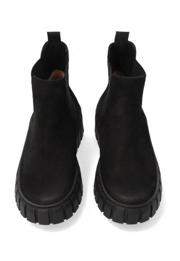 Сапожки на танкетке