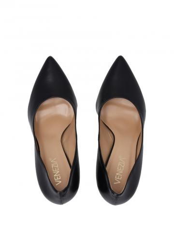 Туфли на высоком каблуке