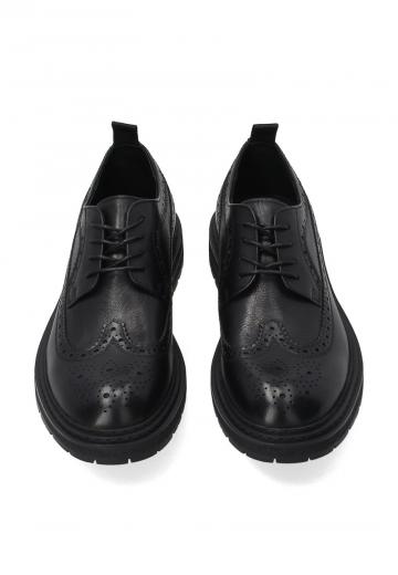 Ботинки на шнуровке